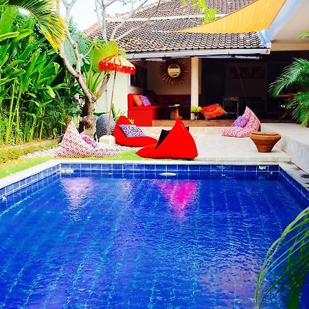 Karisa Pods Hostel Seminyak  Ngoại thất bức ảnh
