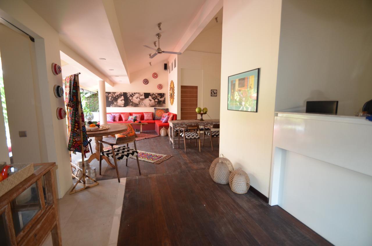 Karisa Pods Hostel Seminyak  Ngoại thất bức ảnh