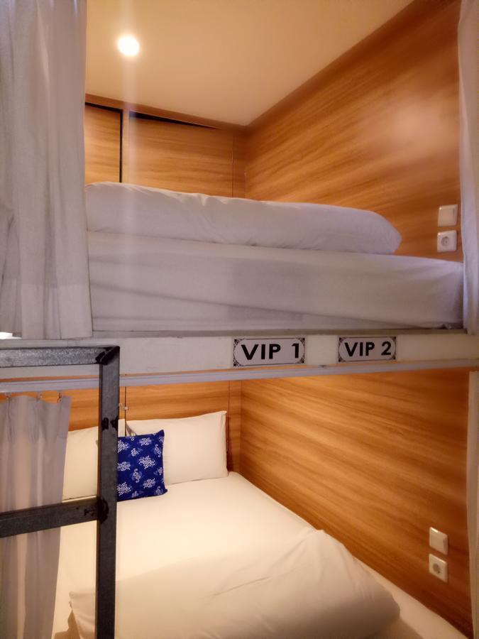 Karisa Pods Hostel Seminyak  Ngoại thất bức ảnh