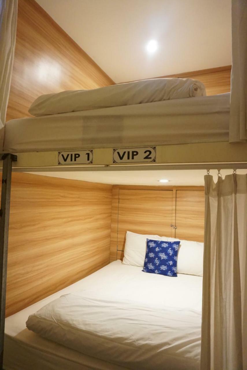 Karisa Pods Hostel Seminyak  Ngoại thất bức ảnh